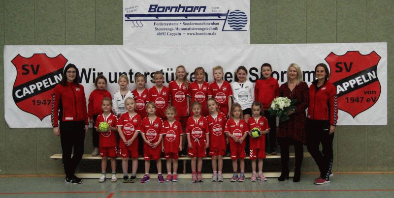 Bild der F-Jugend mit Sponsorin Mellanie Nilling Saison 19/20